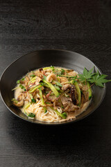 夏野菜と豚肉の胡麻味噌そうめん