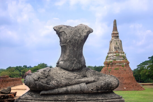 An Ancient Buddha statues, which was broen down, leaving only the body