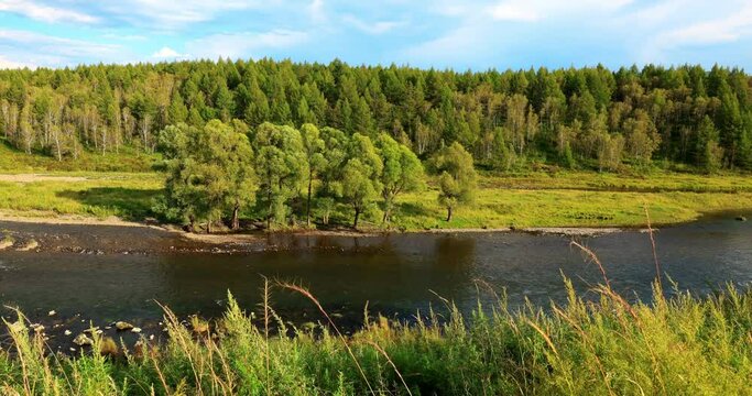 Halaha River is the boundary river between China and Mongolia. It originates from Songye Lake on the north slope of Motianling Mountains on the west side of the Greater Khingan Mountains.