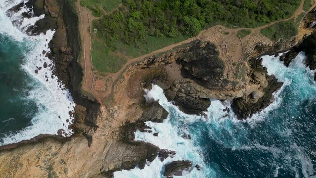 Dramatic waves at Punta Cometa, Oaxaca: Cliffs and Ocean Collide