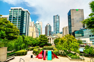 Naklejka premium Skyline of Vancouver at Robson Square - British Columbia, Canada
