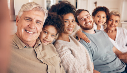 Obraz premium Happy big family, portrait and selfie on sofa for holiday weekend, break or bonding together in relax at home. Parents, grandparents and children smile in happiness for photograph in the living room