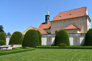 Scatto dell'interno di un giardino nei pressi di Loreto