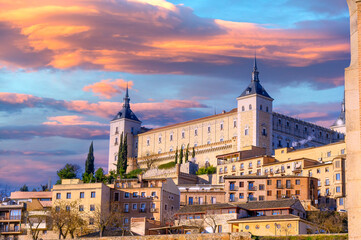 Fototapeta na wymiar Alcazar de Toledo. The exterior architecture of the medieval fortress in Spain