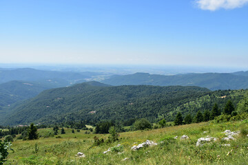 Fototapeta na wymiar View of the Julian Alps in Austria