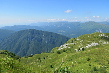 Fototapeta na wymiar View of the Julian Alps in Austria