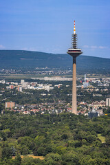 Obraz premium Frankfurt am Main Europaturm