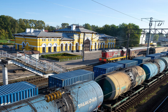 SHARYA, RUSSIA - SEPTEMBER 03, 2020: Railway station building. Sharya station of the Northern Railway