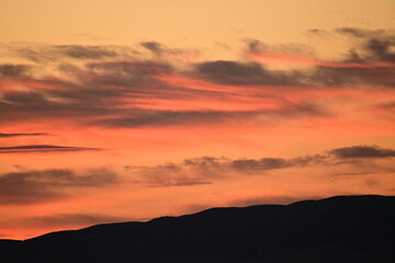 Obraz premium sunset in the mountains