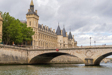 Fototapeta premium Architektur in Paris