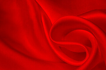 流れのあるシルクサテン