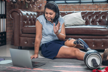 Online guidance by sportswomen : gear for strength, recovery. Engage, learn with supportive trainer