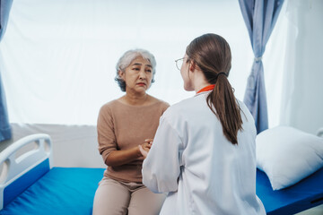 Obraz premium Female doctor examined patient health peace of mind. Basic procedure for general examination, Medical history taking, Physical examination, Blood test. stomach disease, hypertension, osteoporosis