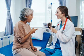 Obraz premium Female doctor examined patient health peace of mind. Basic procedure for general examination, Medical history taking, Physical examination, Blood test. stomach disease, hypertension, osteoporosis