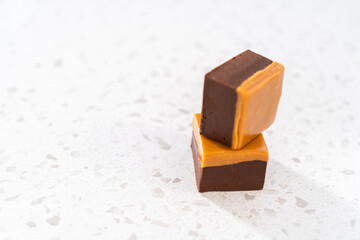 Caramel fudge