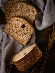 Whole grain bread - obrazy, fototapety, plakaty