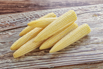 Raw natural organic baby corn