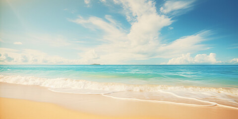 Fototapeta na wymiar Schöner Sandstrand mit weißem Sand und Welle von türkisfarbenen Ozean sonniger Tag. Weiße Wolken am blauen Himmel. Perfekte tropische Meereslandschaft - Platz für Text mit KI erstellt 