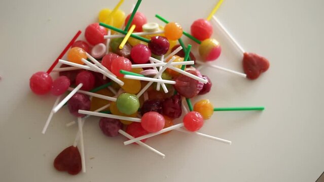 Caramels chupa chupsy smoktulka lollipops