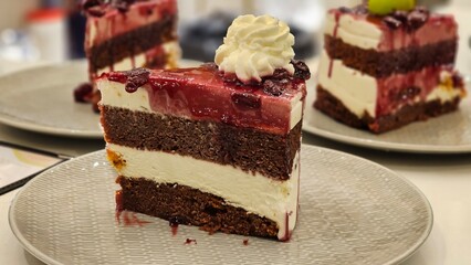 cake dessert chocolate slite baked with cream