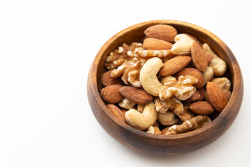 白背景にミックスナッツ