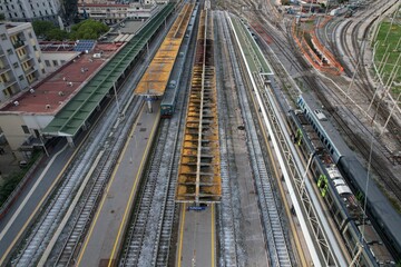 Fototapeta na wymiar platforms of the Salerno railway station seen from above photographed by a drone