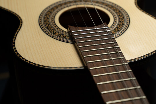 cavaco fretboard close up