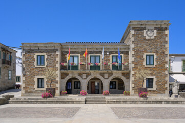 Fototapeta na wymiar Town Hall of the small village of Portomarin, Spain