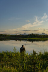 Fototapeta na wymiar fishing in the lake