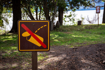 no littering sign near the Traful lake