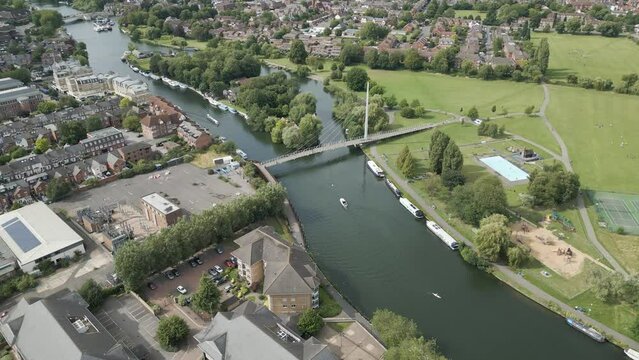 Christchurch pedestrian bridge, Reading, Berkshire, England