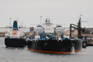 Floating storage and regasification unit. Liquified natural gas bunkering vessel and oil tanker...