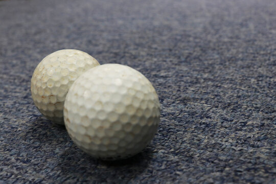 Photo of a white golf ball on the practice field