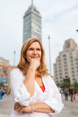 Fototapeta premium portrait of a mature blonde girl 