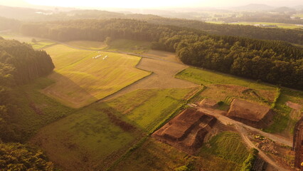 夕方の砂防ダム工事現場