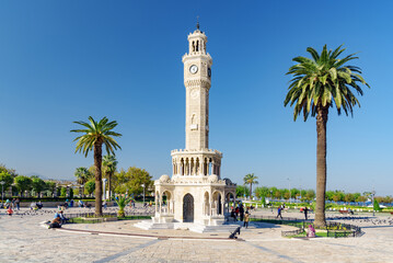 Fototapeta na wymiar Izmir Clock Tower in the middle of Konak Square, Izmir