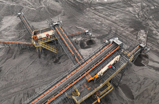 Open pit mine, breed sorting, mining coal, extractive industry