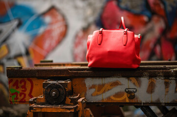 Handtasche in rot