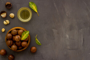 Natural macadamia nuts oil for cosmetic or cooking
