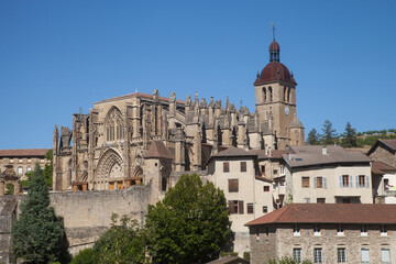 Fototapeta na wymiar Vue sur l'abbaye de Saint-Antoine l'abbaye en Isère (Rhône-Alpes)