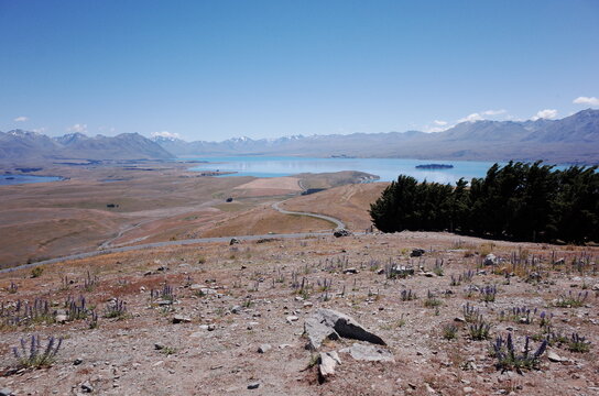 unrealistic scenery of lake