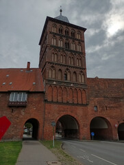 Historisches Burgtor in der Altstadt von Lübeck