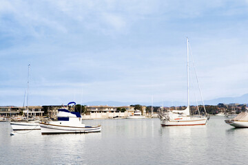 Fototapeta na wymiar boats at the marina
