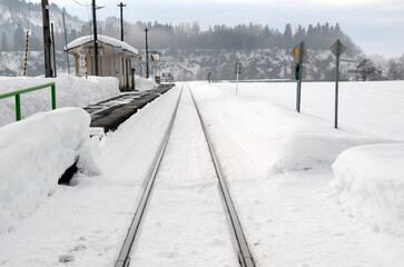 雪の駅