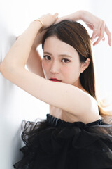 Naklejka premium ステージ衣装を着た女性