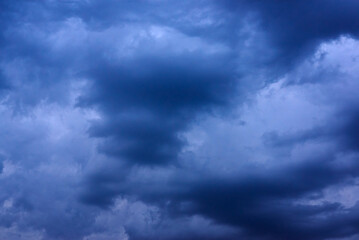 Fototapeta premium Dark clouds, the beginning of a hurricane.
