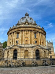 Fototapeta na wymiar Radcliffe Camera, located in Oxford, England, is an iconic landmark building