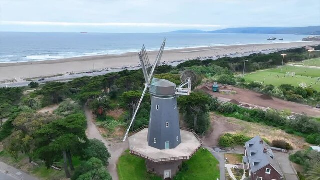 360 aerial around Murphy Windmill in San Francisco