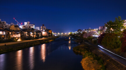 京都鴨川の夜景