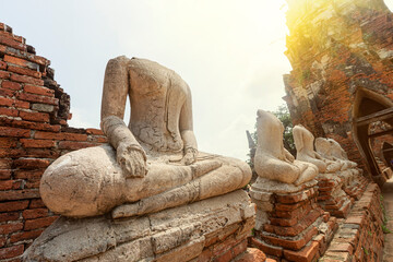 Ancient buddha is broken,old Buddha meditation, Buddha statue has destroy, no head Buddha statue....